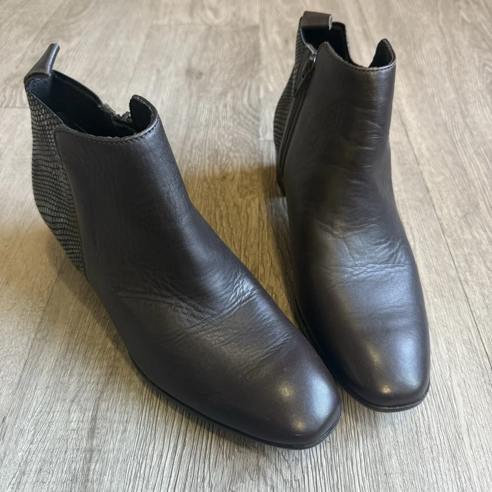 Munro Alix Women's Pull-on Boots, Chocolate Leather/Snake Print 9M Comfort - Picture 4 of 11